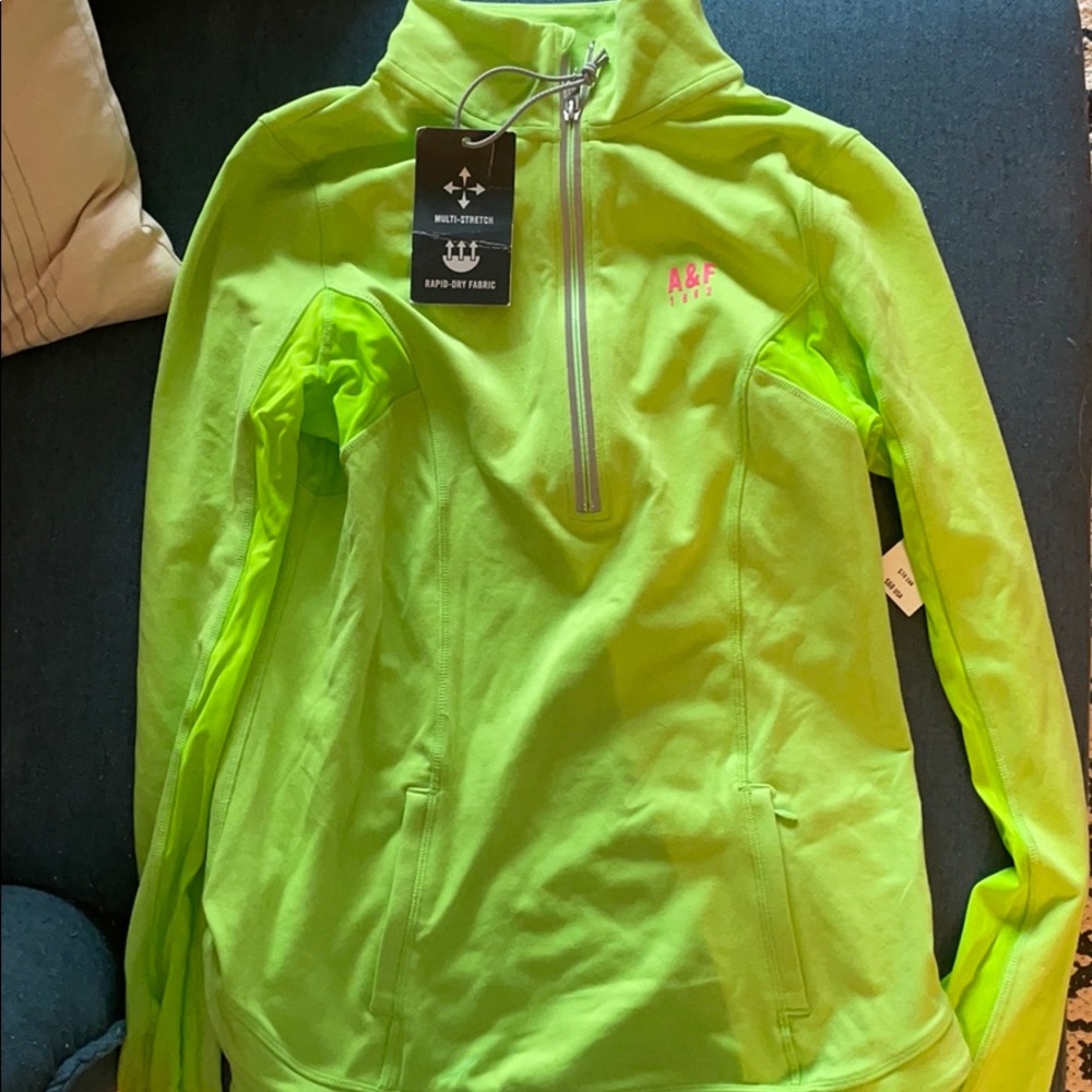 Brand new bright green active half zip